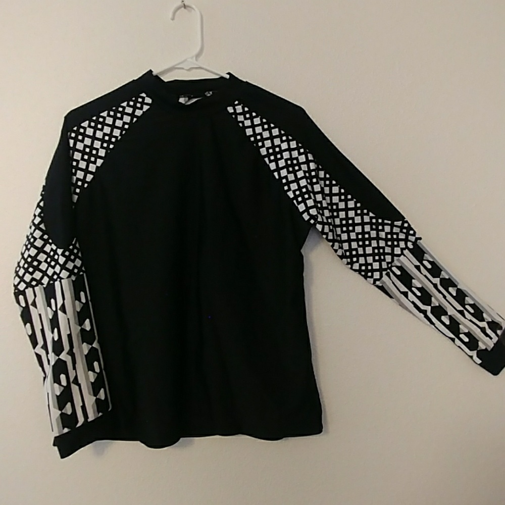 Peter pilotto XL long sleeve shirt with cutout